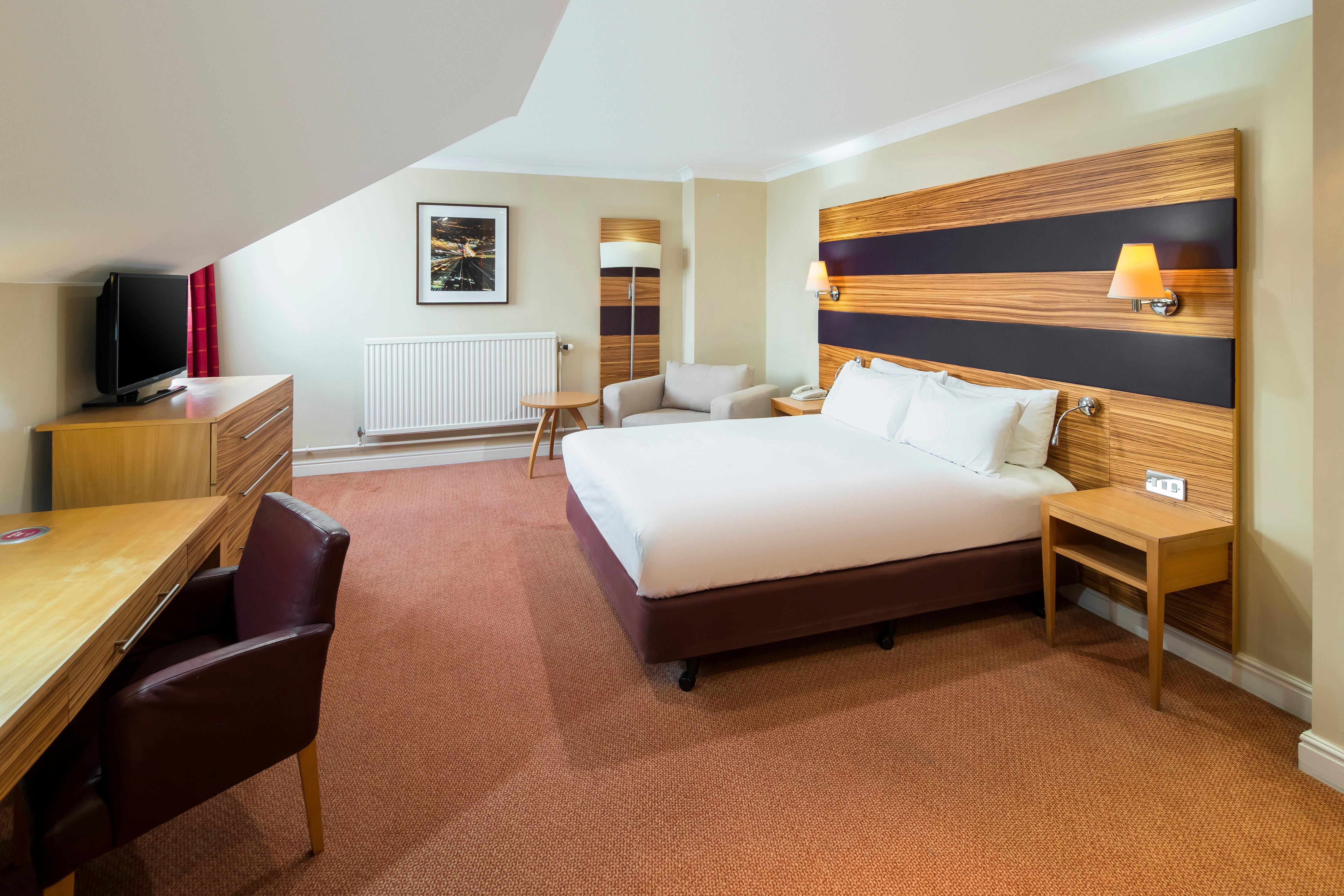 Crowne Plaza Chester By Ihg Exterior photo