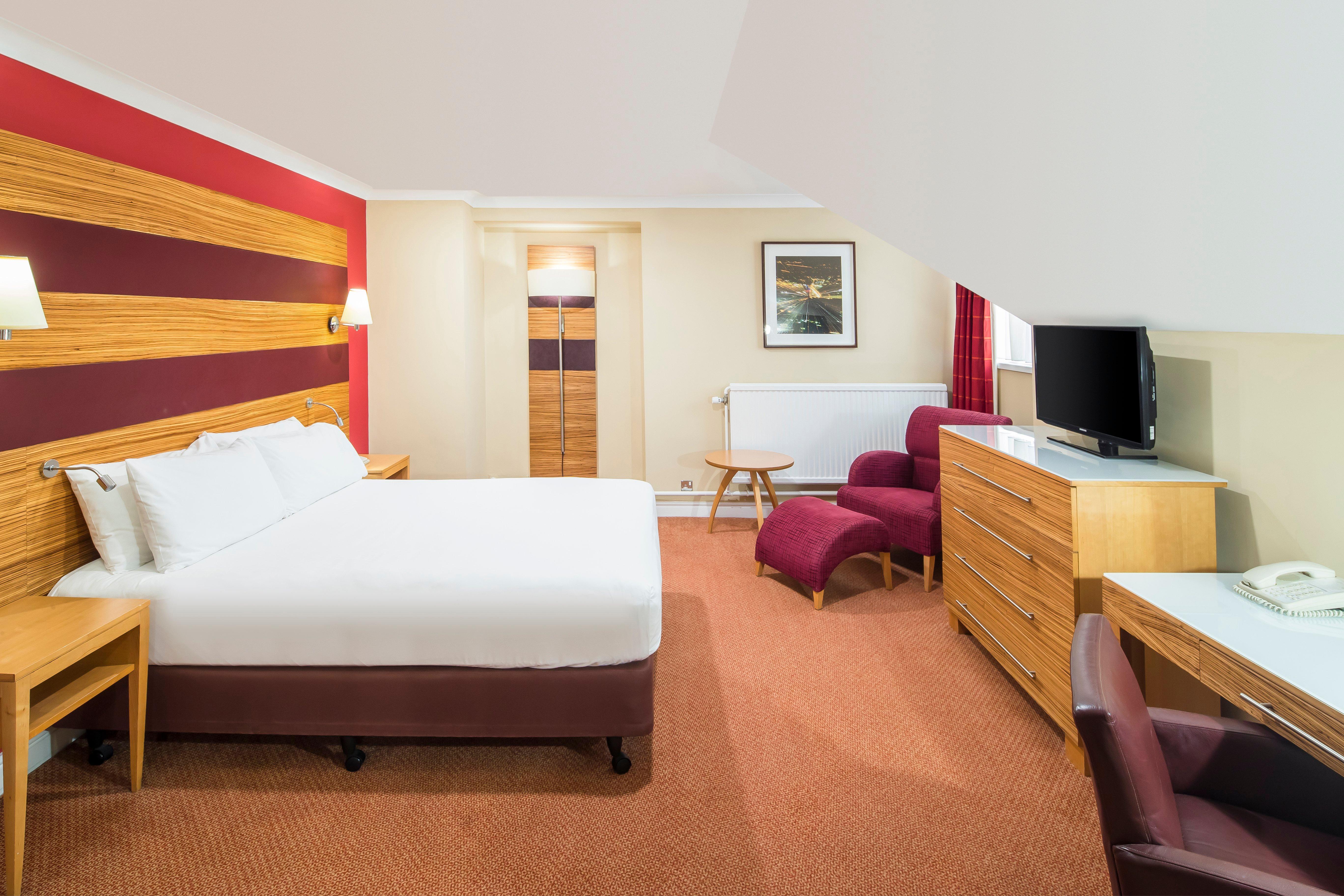 Crowne Plaza Chester By Ihg Exterior photo