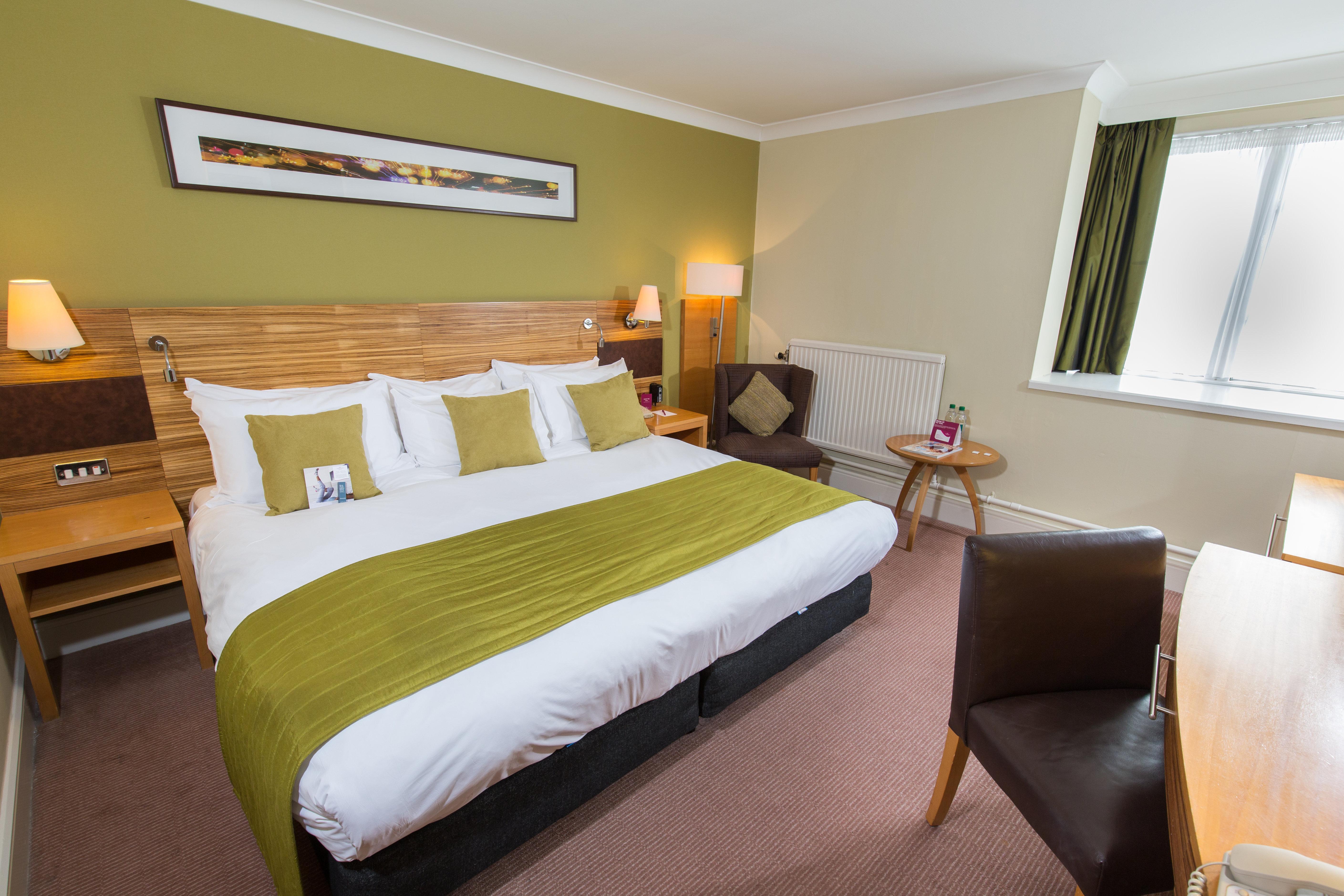Crowne Plaza Chester By Ihg Exterior photo
