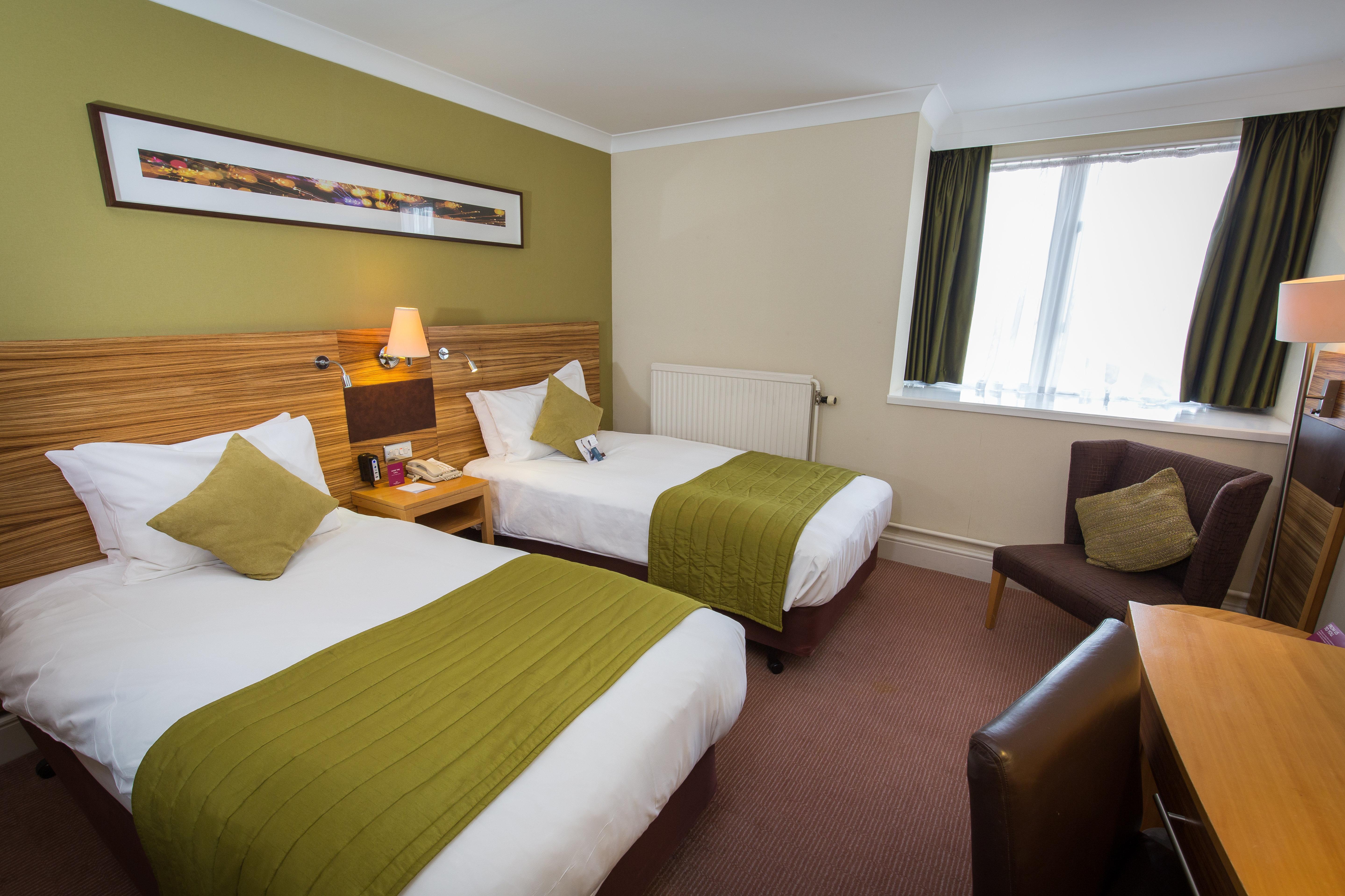 Crowne Plaza Chester By Ihg Exterior photo
