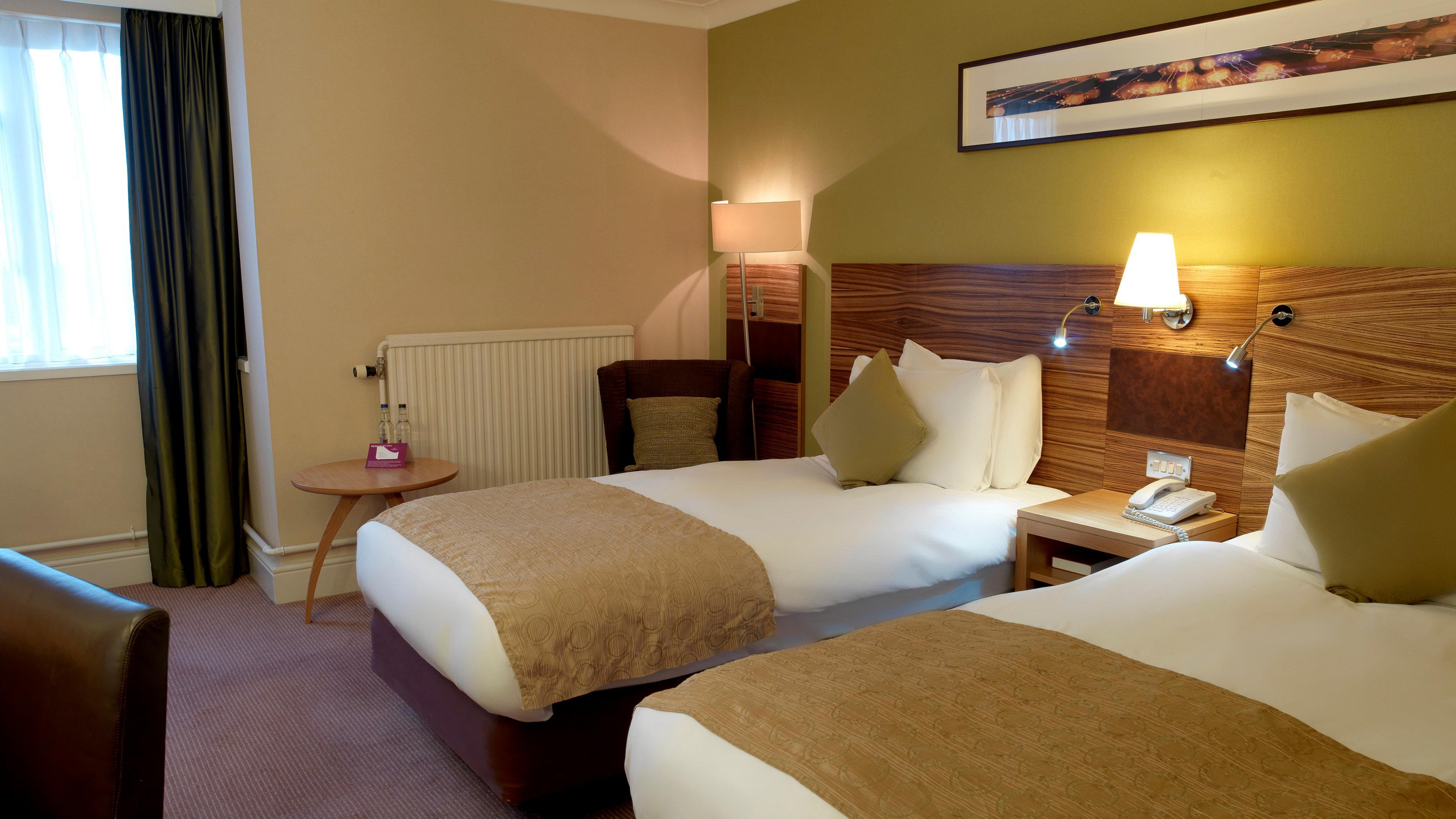 Crowne Plaza Chester By Ihg Exterior photo