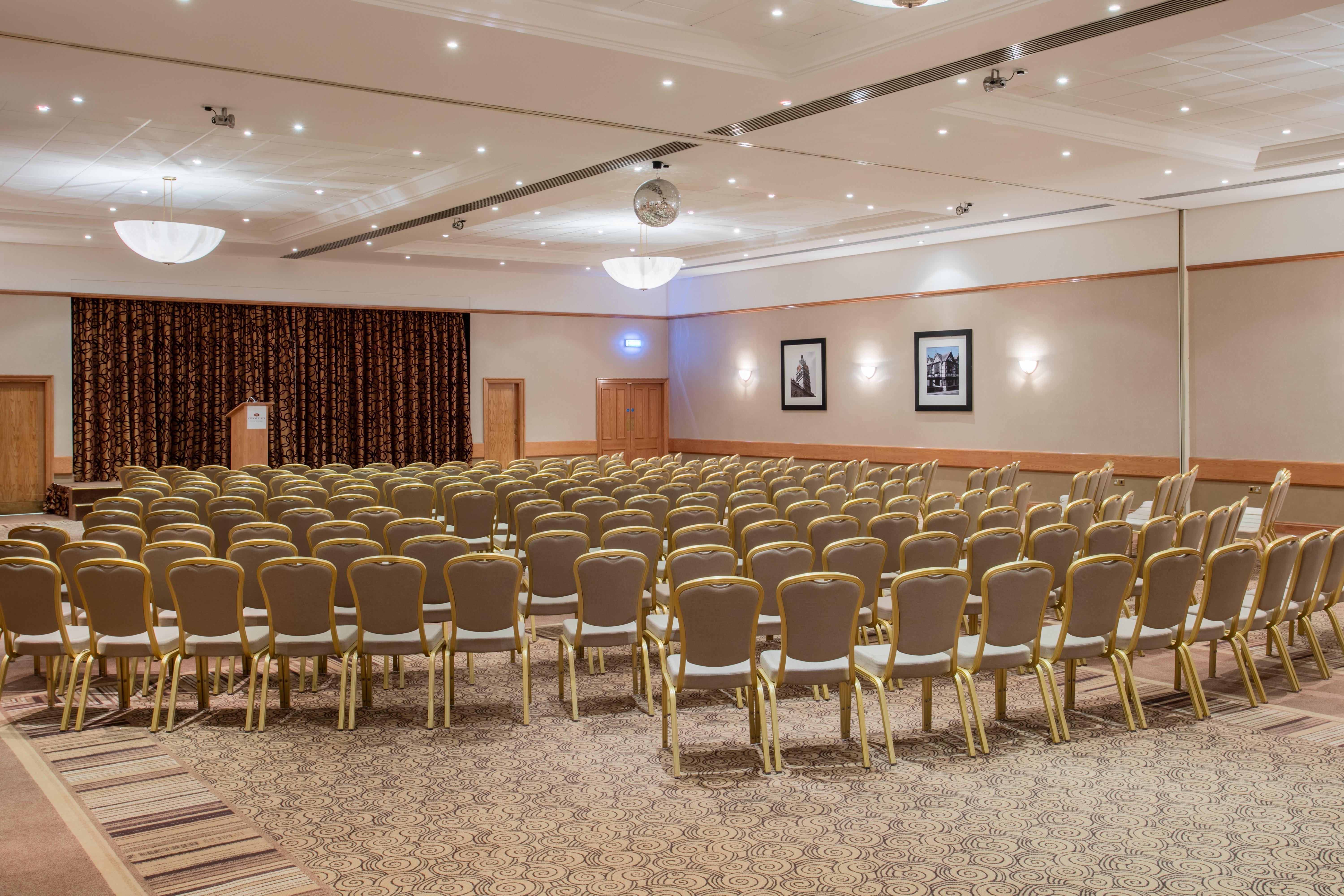 Crowne Plaza Chester By Ihg Business photo