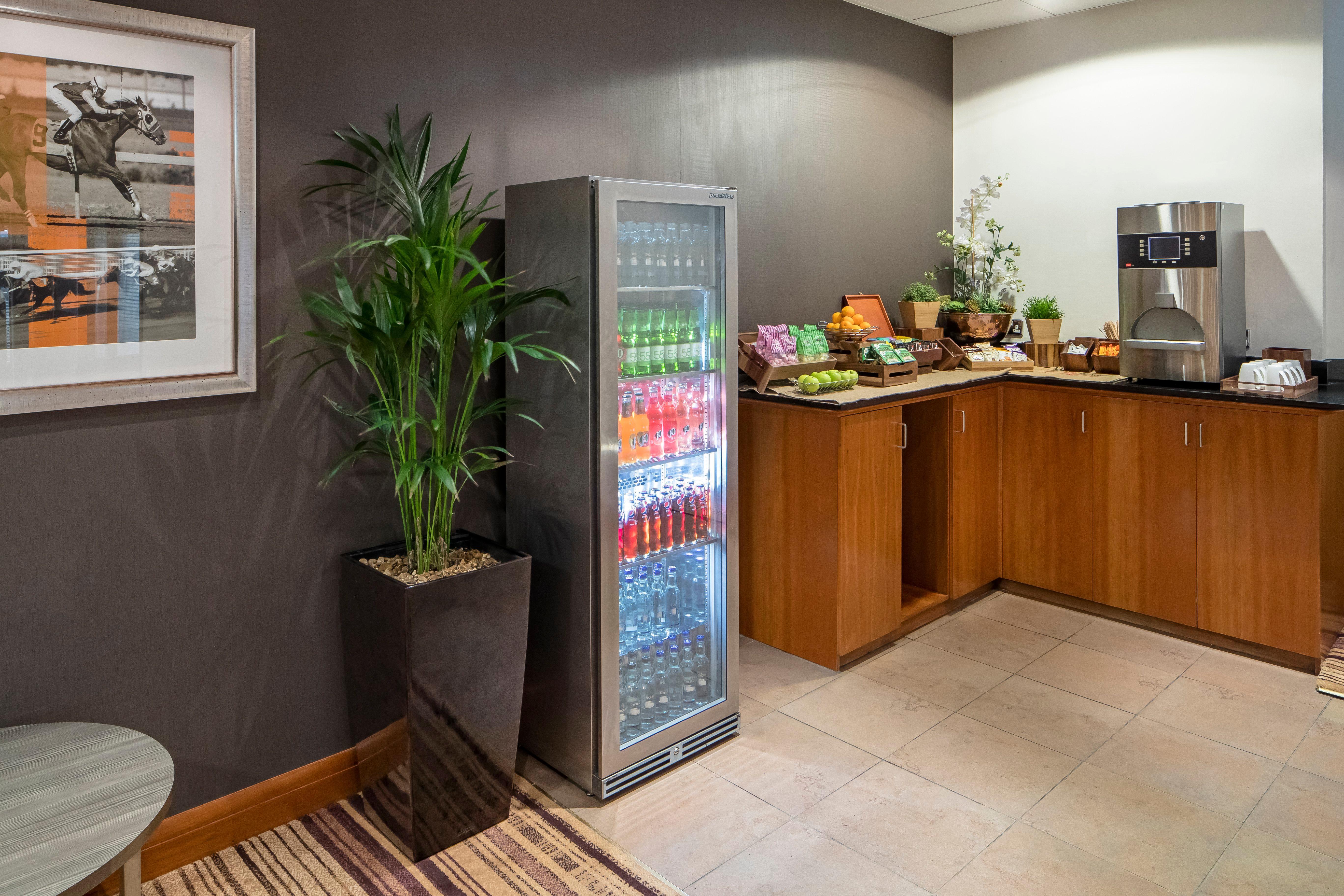 Crowne Plaza Chester By Ihg Exterior photo